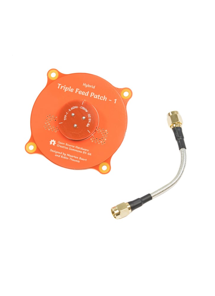 Triple Feed 5.8GHz 9.4dBi LHCP RHCP Circularly Polarised Patch
